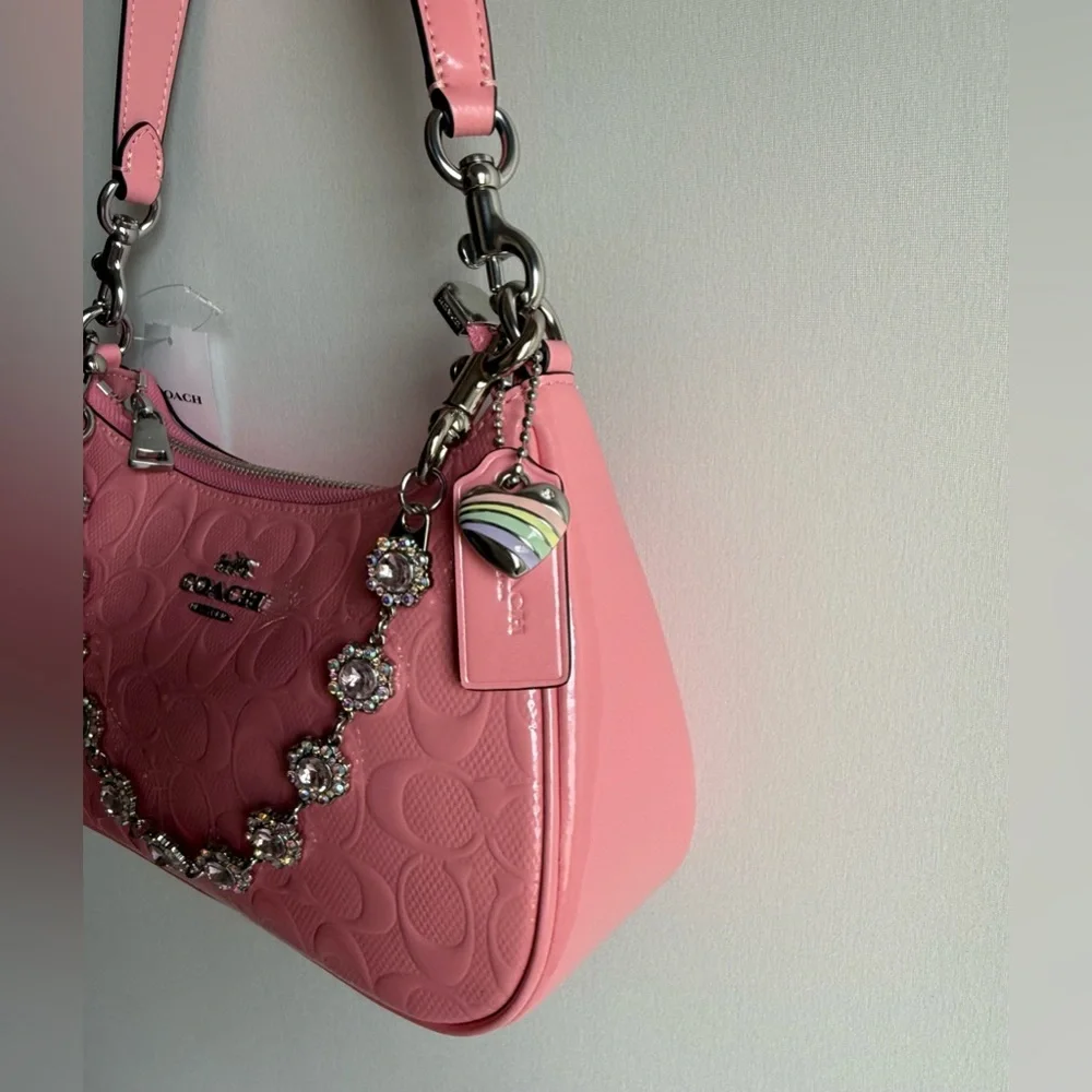 NWT Coach Teri Shoulder Bag In Signature Leather Pink/Silver Heart Charm CDA98